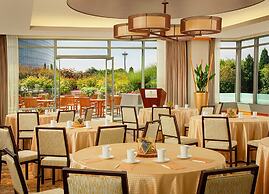 Denny Park Hotel