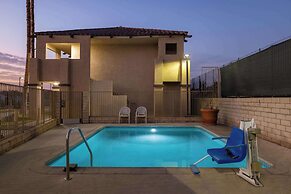 Quality Inn Lake Elsinore I-15
