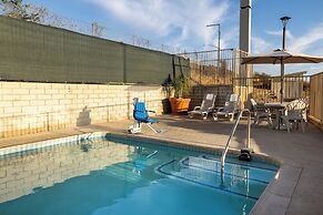 Quality Inn Lake Elsinore I-15