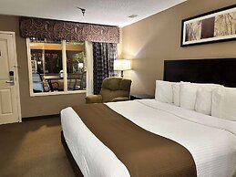 Heartland Inn & Suites, SureStay Collection by Best Western