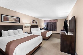 Heartland Inn & Suites, SureStay Collection by Best Western