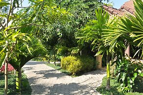 Laluna Hotel & Resort