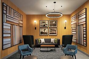 Courtyard by Marriott Montreal Airport