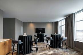 Courtyard by Marriott Montreal Airport