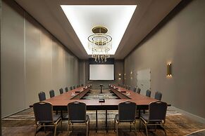 Courtyard by Marriott Montreal Airport