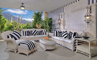 Royal Garden Villas & Spa