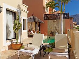 Royal Garden Villas & Spa