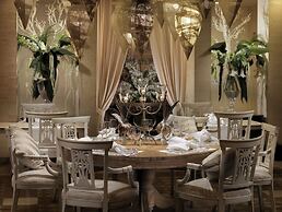 Royal Garden Villas & Spa