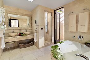 Royal Garden Villas & Spa