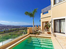 Royal Garden Villas & Spa