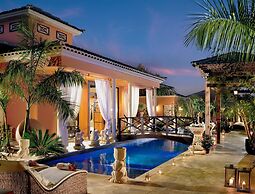 Royal Garden Villas & Spa