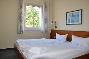 ARC Hotel