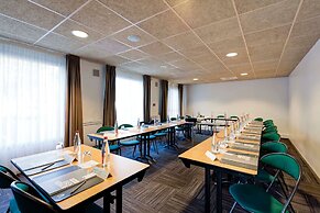 Campanile Evry Ouest - Corbeil Essonnes