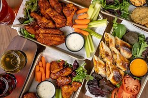 Holiday Inn & Suites Pigeon Forge Convention Center by IHG