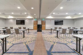 Holiday Inn & Suites Pigeon Forge Convention Center by IHG