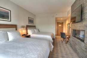 Holiday Inn & Suites Pigeon Forge Convention Center by IHG