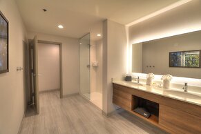 Holiday Inn & Suites Pigeon Forge Convention Center by IHG