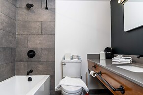 Northwinds Hotel Revelstoke