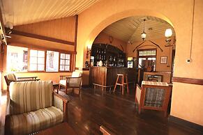 Bandarawela Hotel