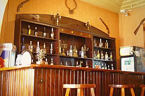 Bandarawela Hotel