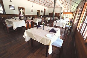Bandarawela Hotel