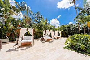 Hodelpa Garden Court