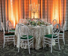 Hodelpa Garden Court