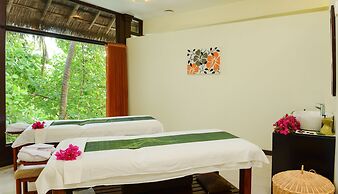 Adaaran Club Rannalhi  - 45 Minutes away from Male by Speedboat