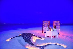 Adaaran Club Rannalhi  - 45 Minutes away from Male by Speedboat