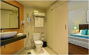 Adaaran Club Rannalhi  - 45 Minutes away from Male by Speedboat