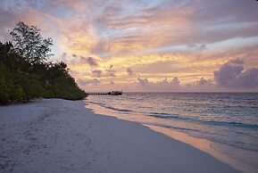 Adaaran Club Rannalhi  - 45 Minutes away from Male by Speedboat