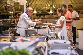 Adaaran Club Rannalhi  - 45 Minutes away from Male by Speedboat