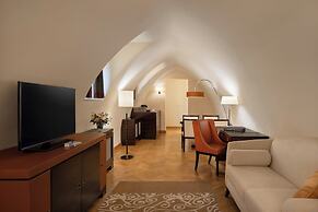 Mandarin Oriental, Prague