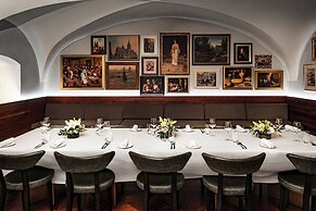 Mandarin Oriental, Prague