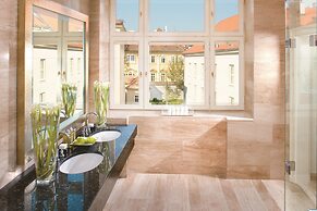 Mandarin Oriental, Prague