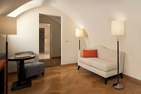 Mandarin Oriental, Prague