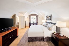 Mandarin Oriental, Prague