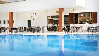 AP Victoria Sports & Beach