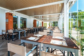 AP Victoria Sports & Beach