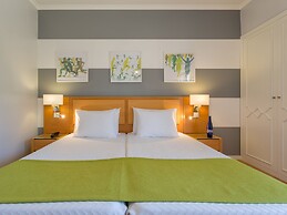 AP Victoria Sports & Beach