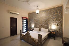 The Royal Retreat Resort and Spa