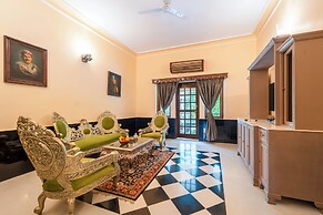 The Royal Retreat Resort and Spa