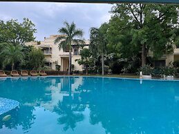 The Royal Retreat Resort and Spa