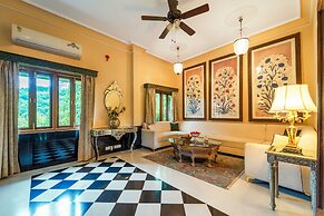 The Royal Retreat Resort and Spa