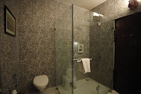 The Royal Retreat Resort and Spa