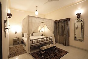 The Royal Retreat Resort and Spa