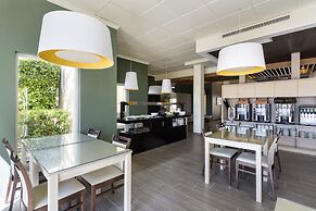 AP Adriana Beach Resort