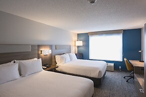 Holiday Inn Express & Suites Marquette by IHG