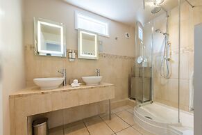 The Old Quay House Hotel