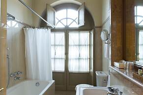 Villa Fenaroli Palace Hotel